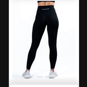 Alphalete Halo Legging